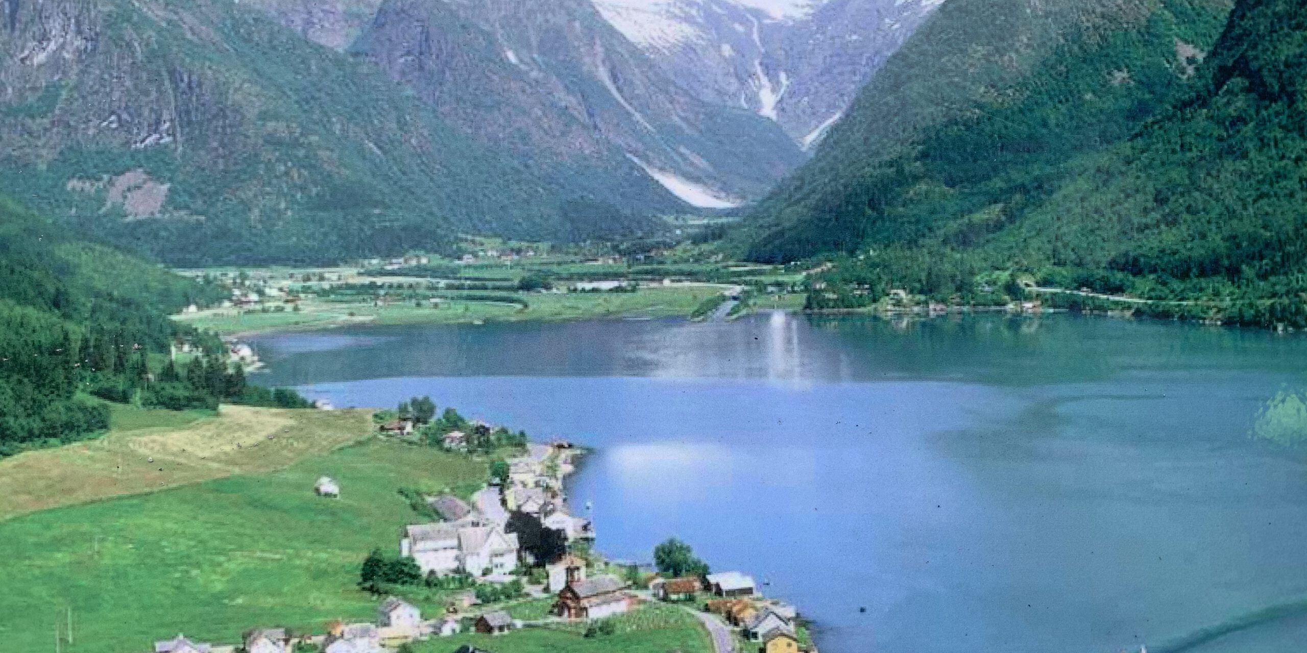 77EC6939-DEF5-4510-85A4-D5DA6E48C647