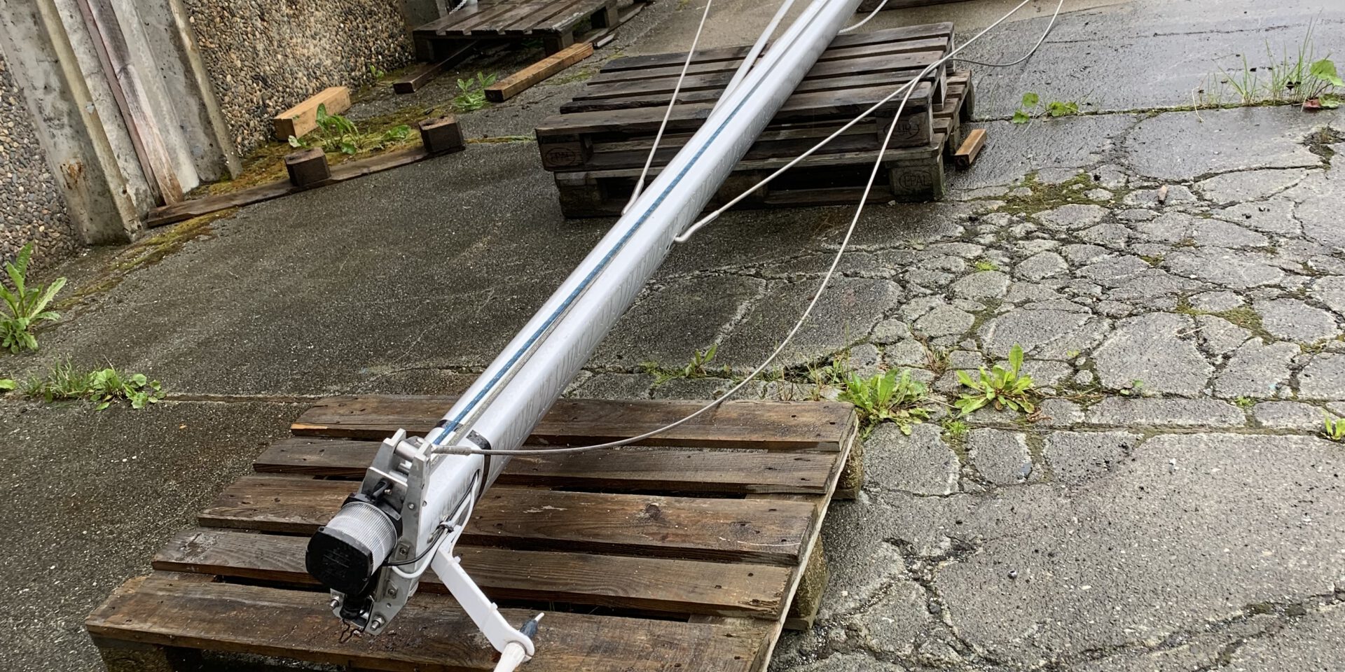 4F0FD57C-2924-4B68-A9FA-8472ADD70691